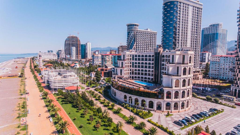 هتل کولوسئوم مارینا باتومی